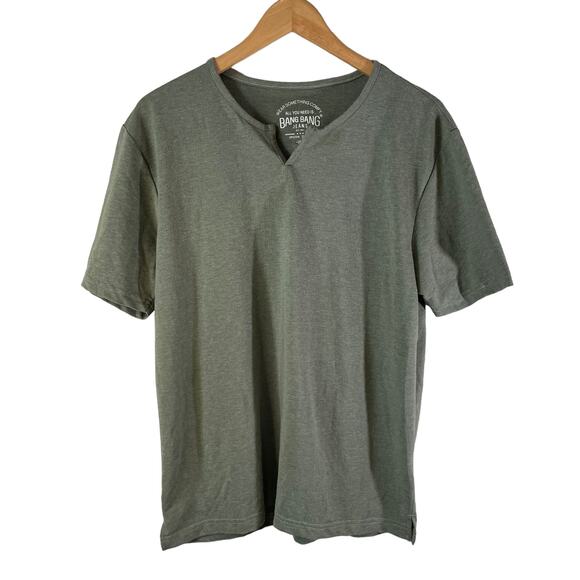 BANG BANG JEANS Men's Short Sleeve Split Neck T-Shirt Green - Picture 1 of 7